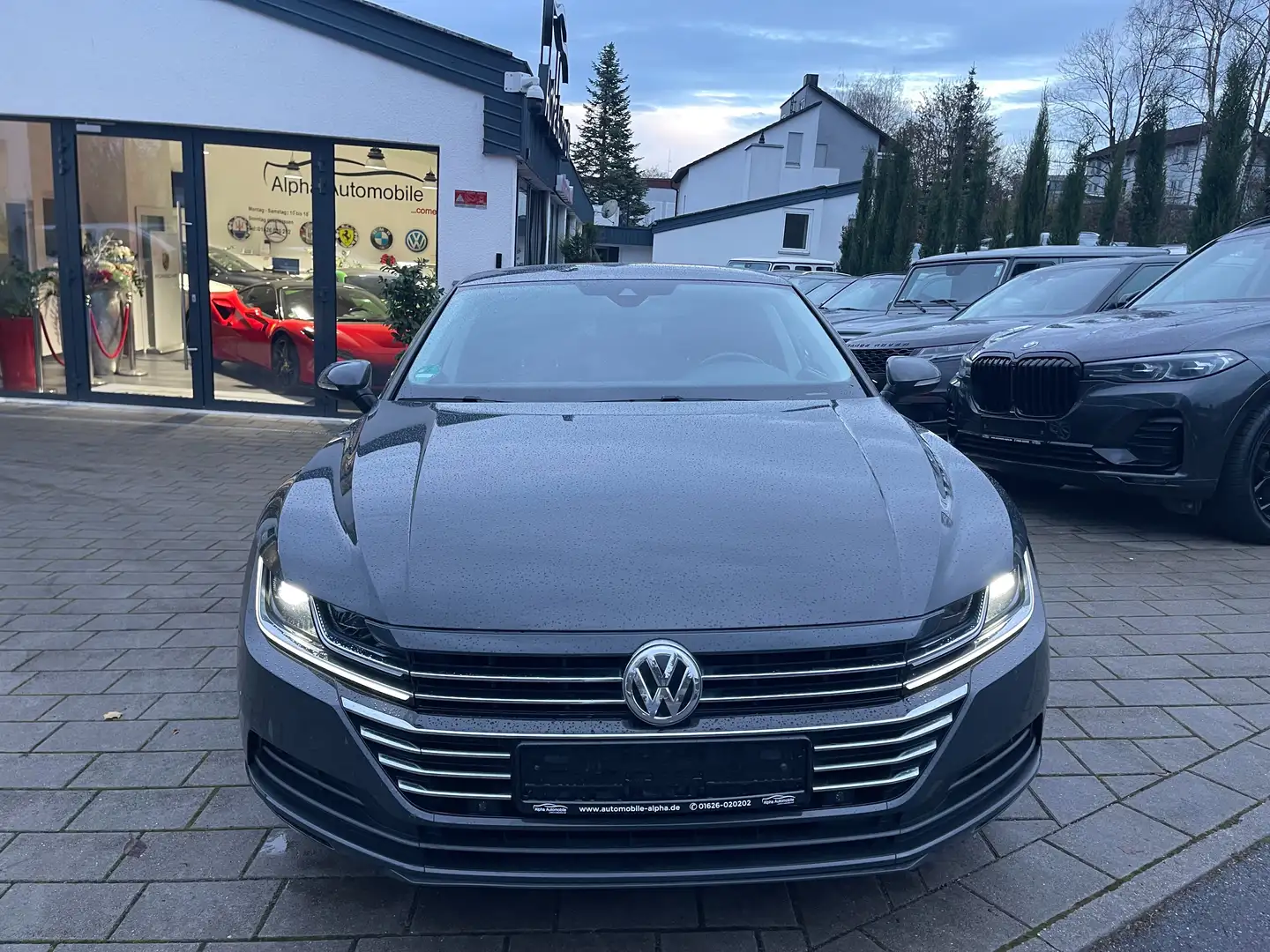 Volkswagen Arteon Basis Grau - 2