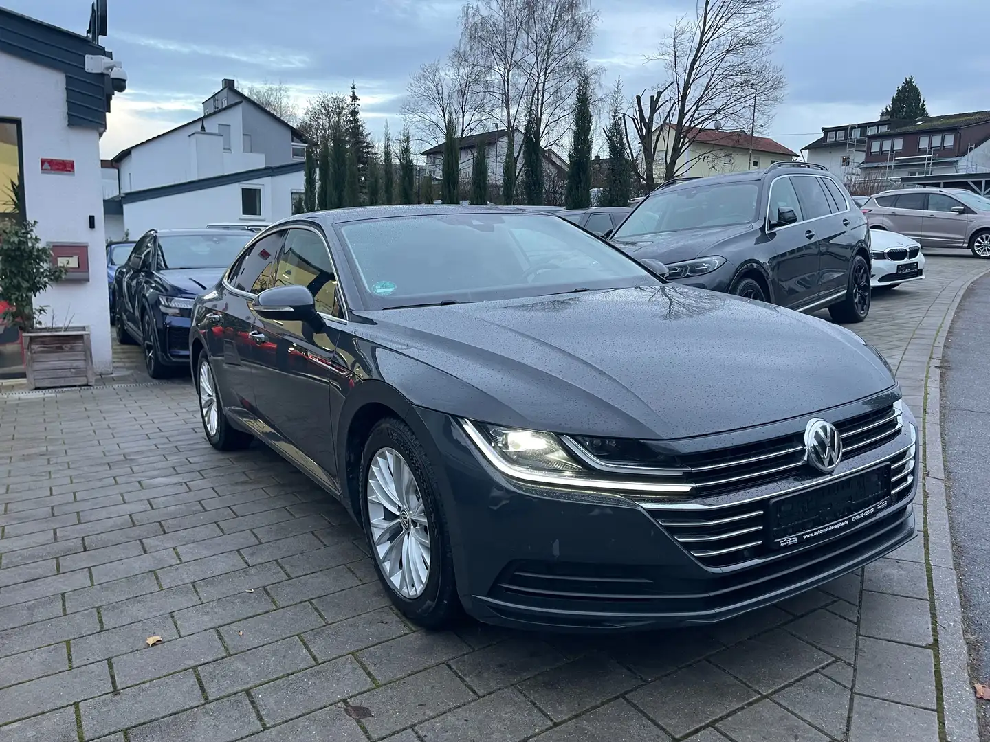 Volkswagen Arteon Basis Grau - 1