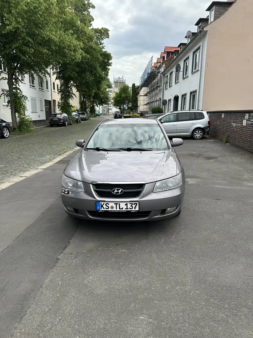 Hyundai SONATA 2.0 CRDi GLS im top zustand - 1