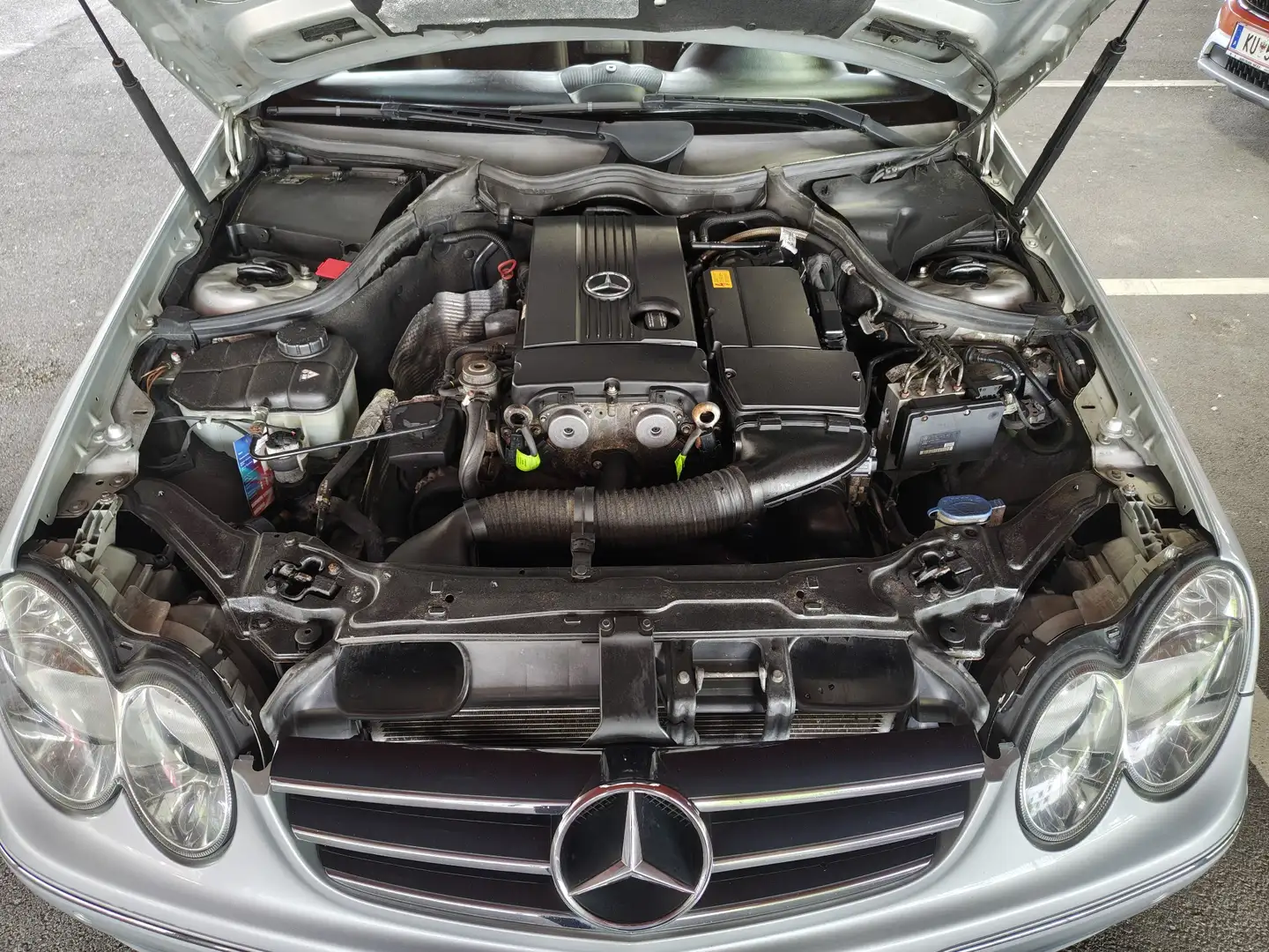 Mercedes-Benz CLK 200 Kompressor Cabrio Avantgarde - 2