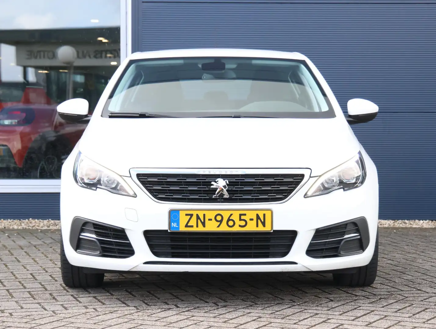 Peugeot 308 1.2 PureTech Blue Lease 1ste eigenaar | Airco | Na Wit - 2