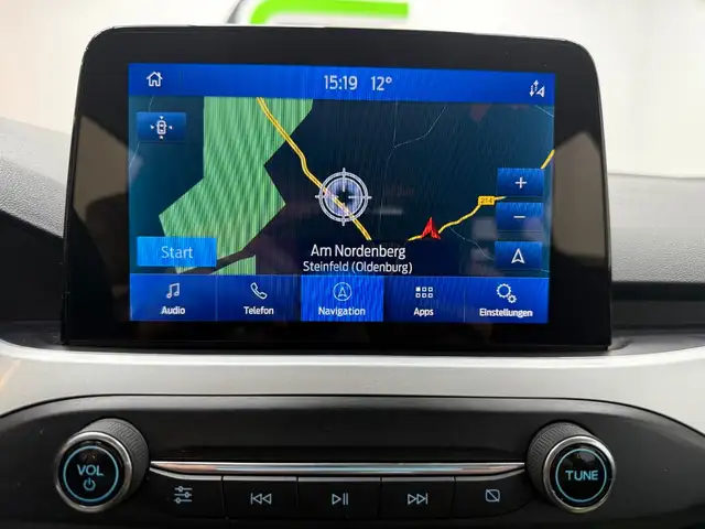 Ford Focus view 14