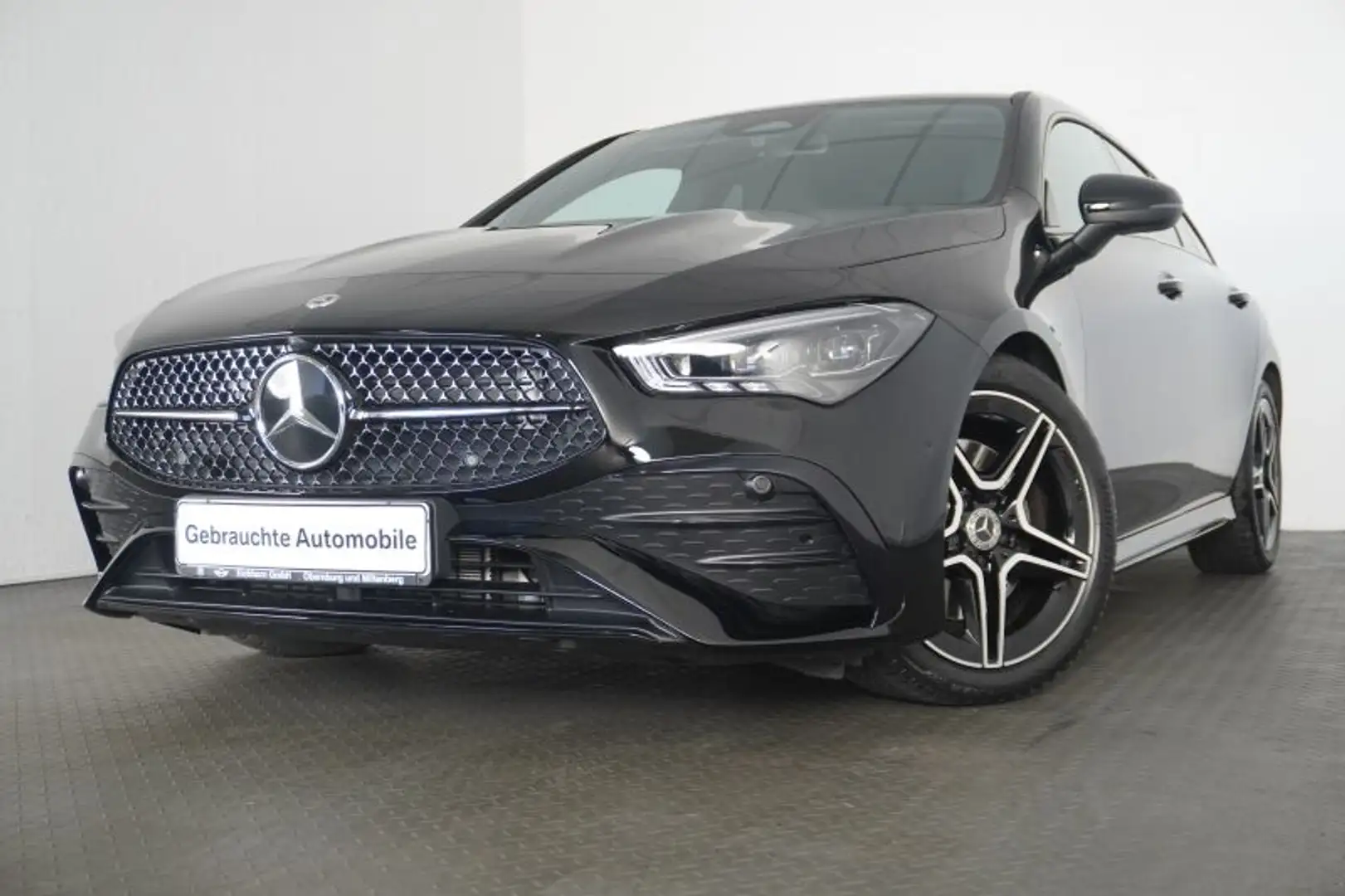 Mercedes-Benz CLA 200 Shooting Brake AMG SPORTSITZE.NAVI Noir - 2