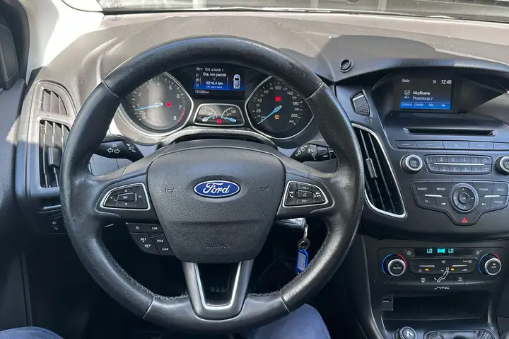 Ford Focus 2015, foto 13