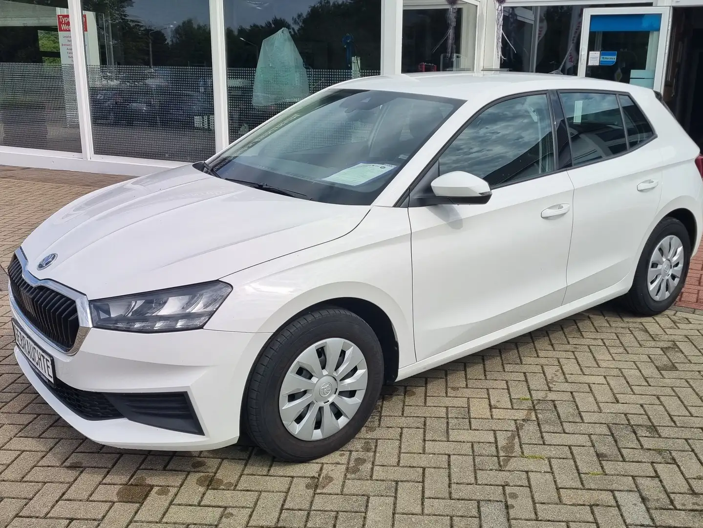 Skoda Fabia ACTIVE/KLIMA/BC/TFL/ZV/TEMPOMAT/DAB-RADIO Weiß - 2