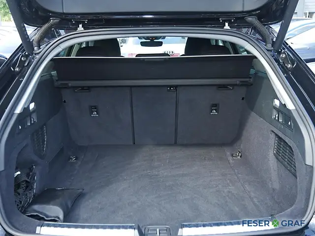 Audi A5 view 9
