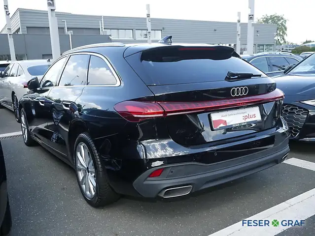 Audi A5 view 3