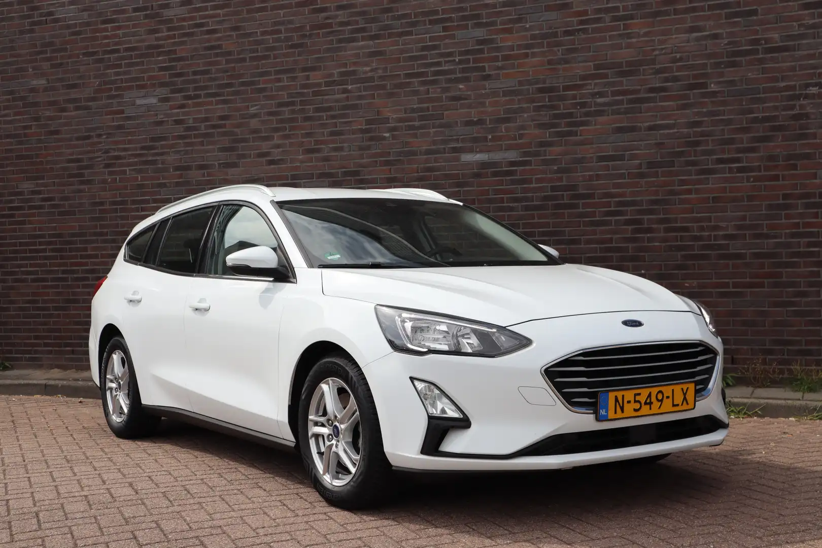 Ford Focus Wagon 1.0 EcoBoost Trend Edition Business, navigat Wit - 2