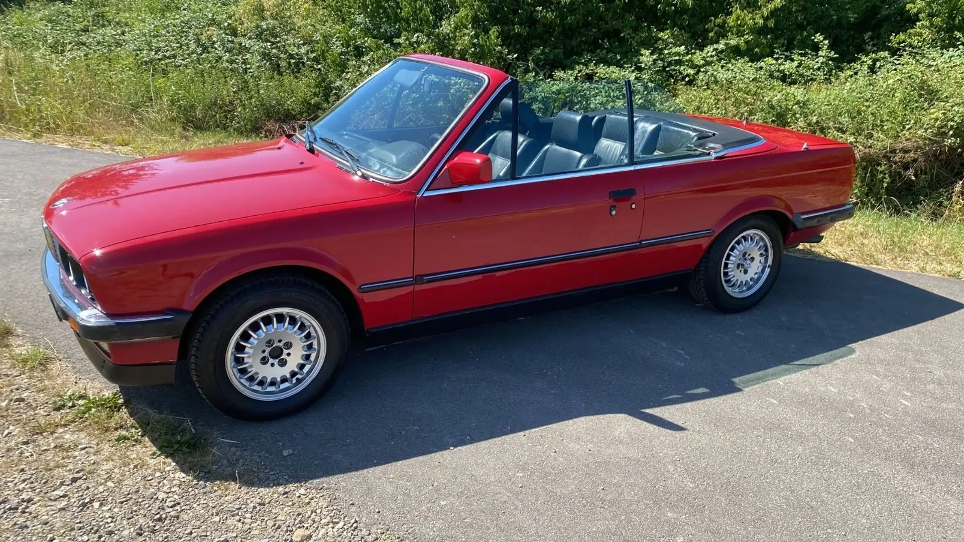 BMW 325 i Cabrio Automatik Leder H-Kennzeichen Rouge - 1