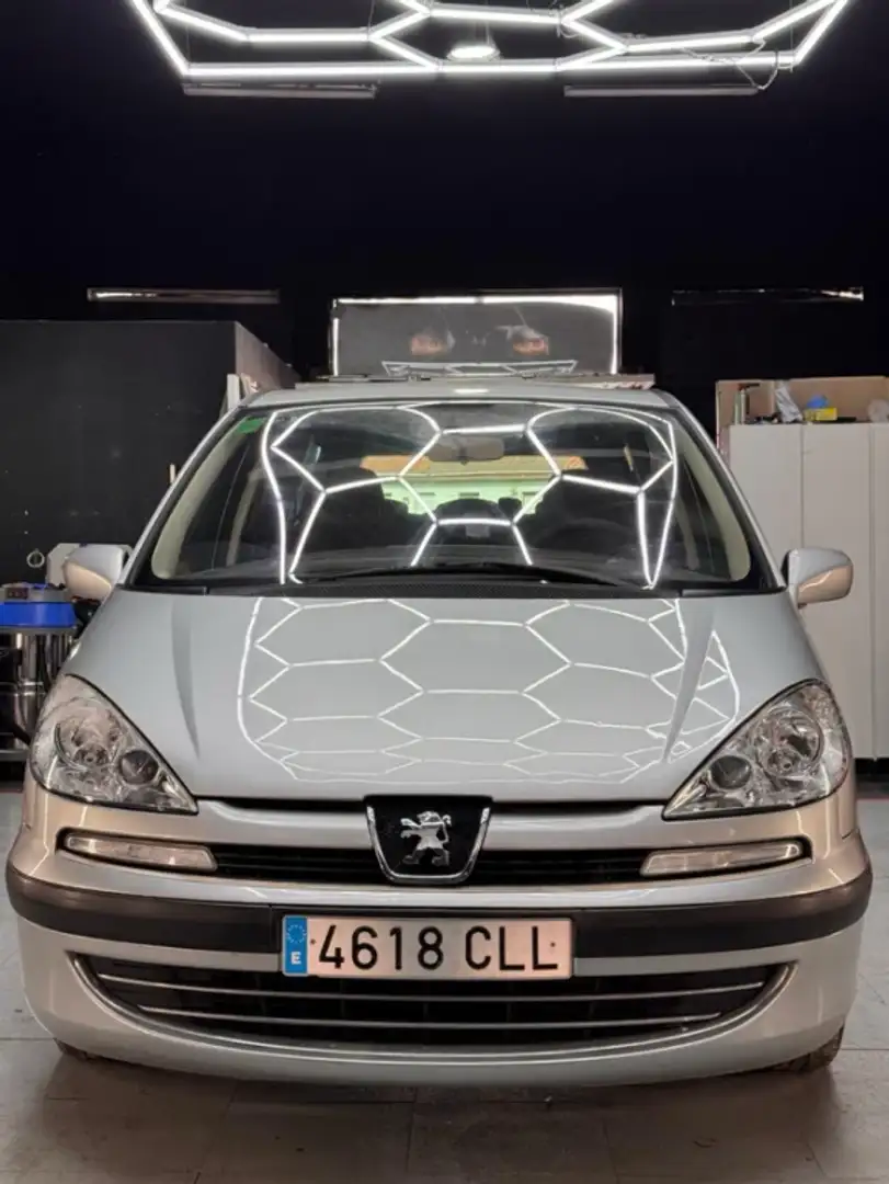 Peugeot 807 2.0HDI SR Gris - 2
