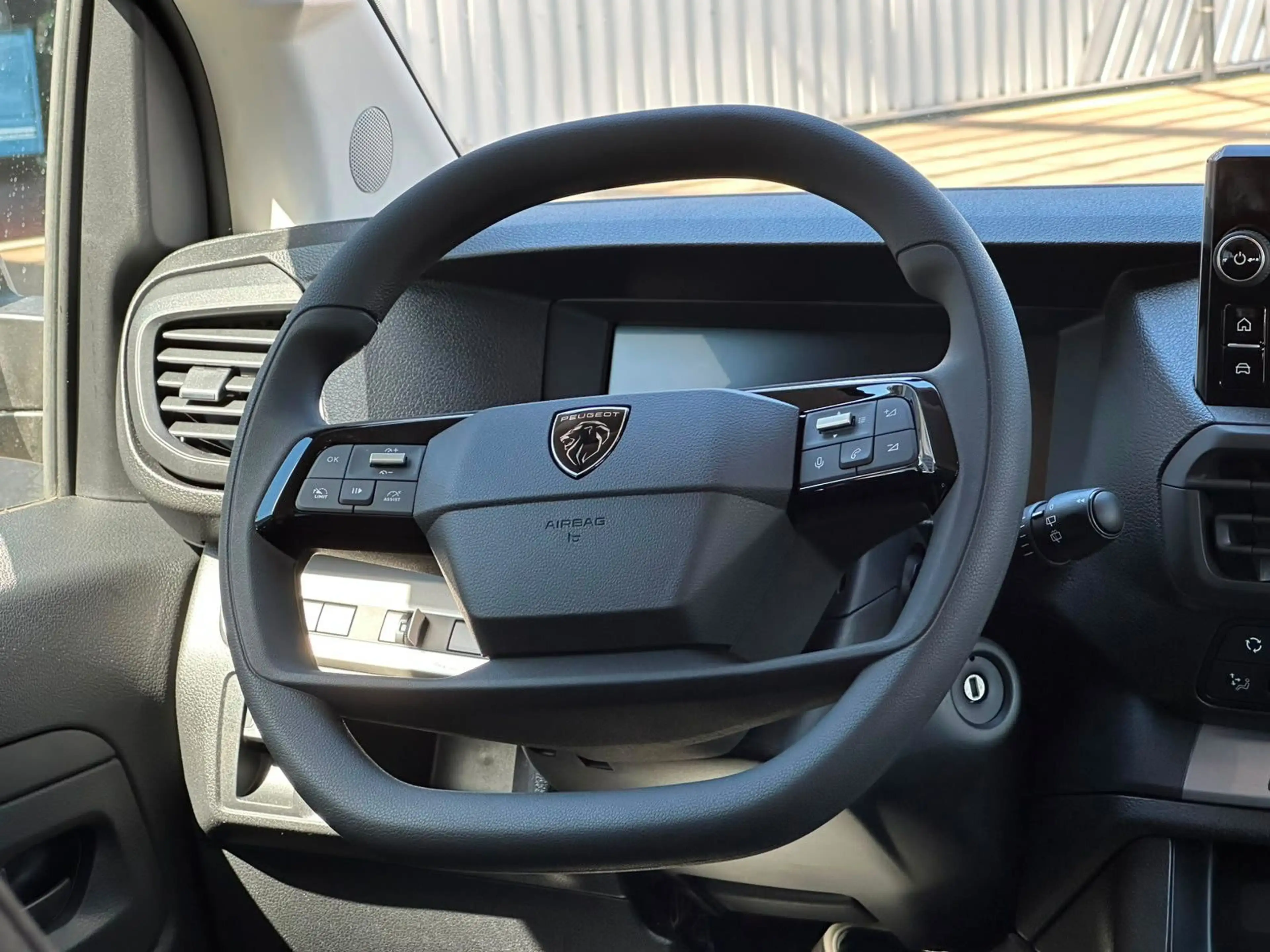 Peugeot Expert L3 NAVI TEMP 180°-KAMERA LED 8-SITZE AHK — photo 3