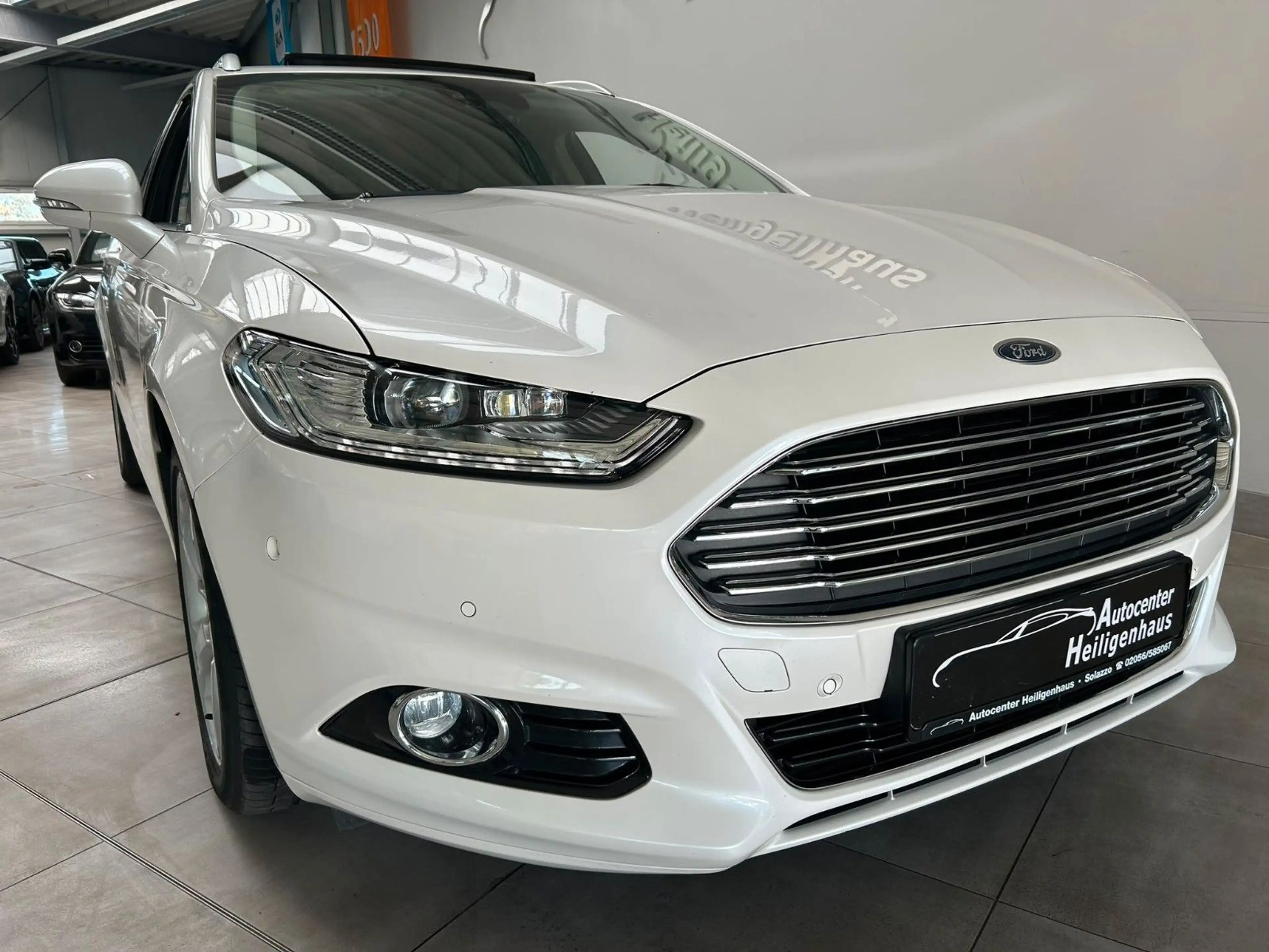 Ford Mondeo Turnier Titanium Autom. Navi AHK Panorama