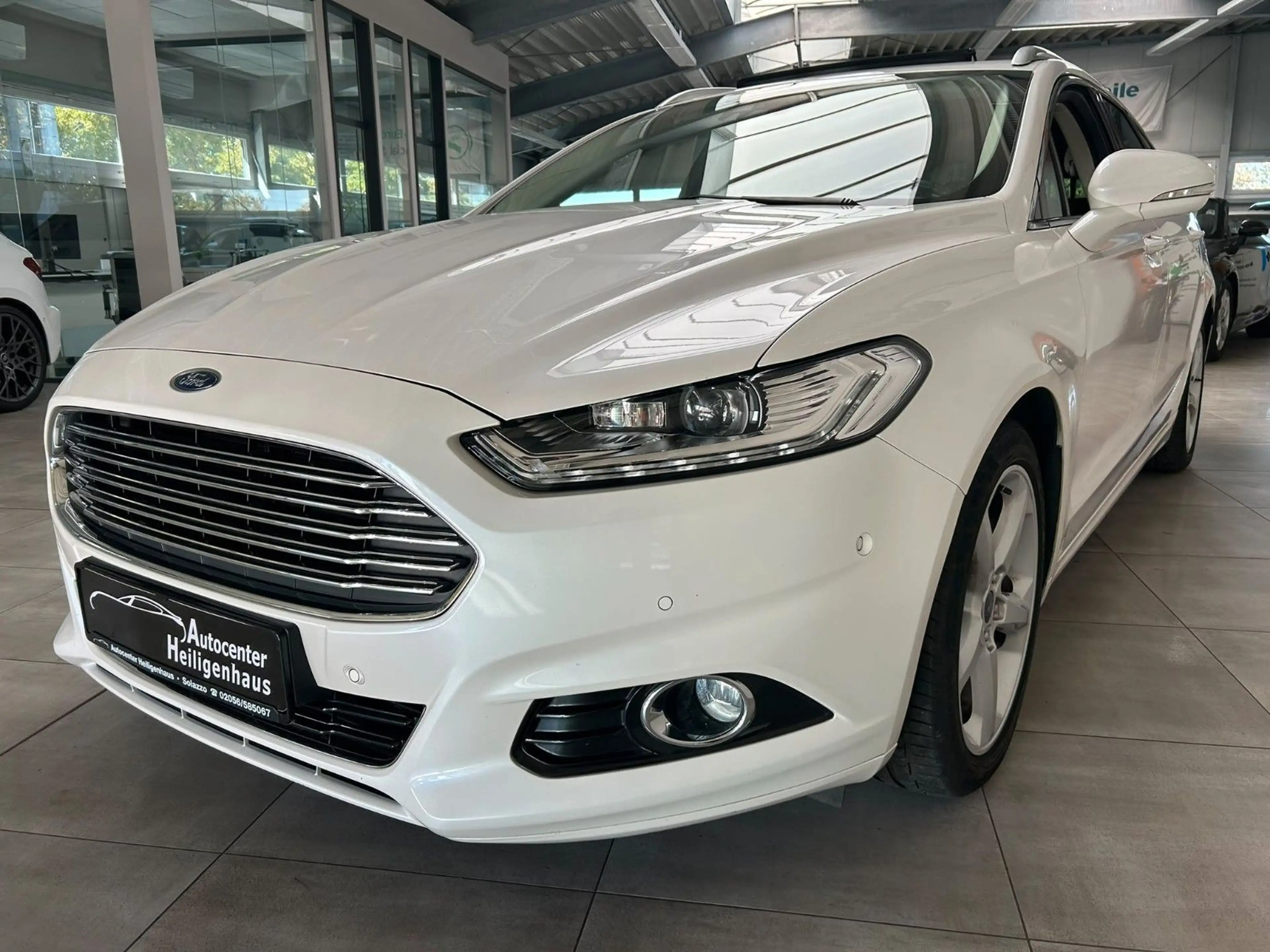 Ford Mondeo Turnier Titanium Autom. Navi AHK Panorama — photo 8