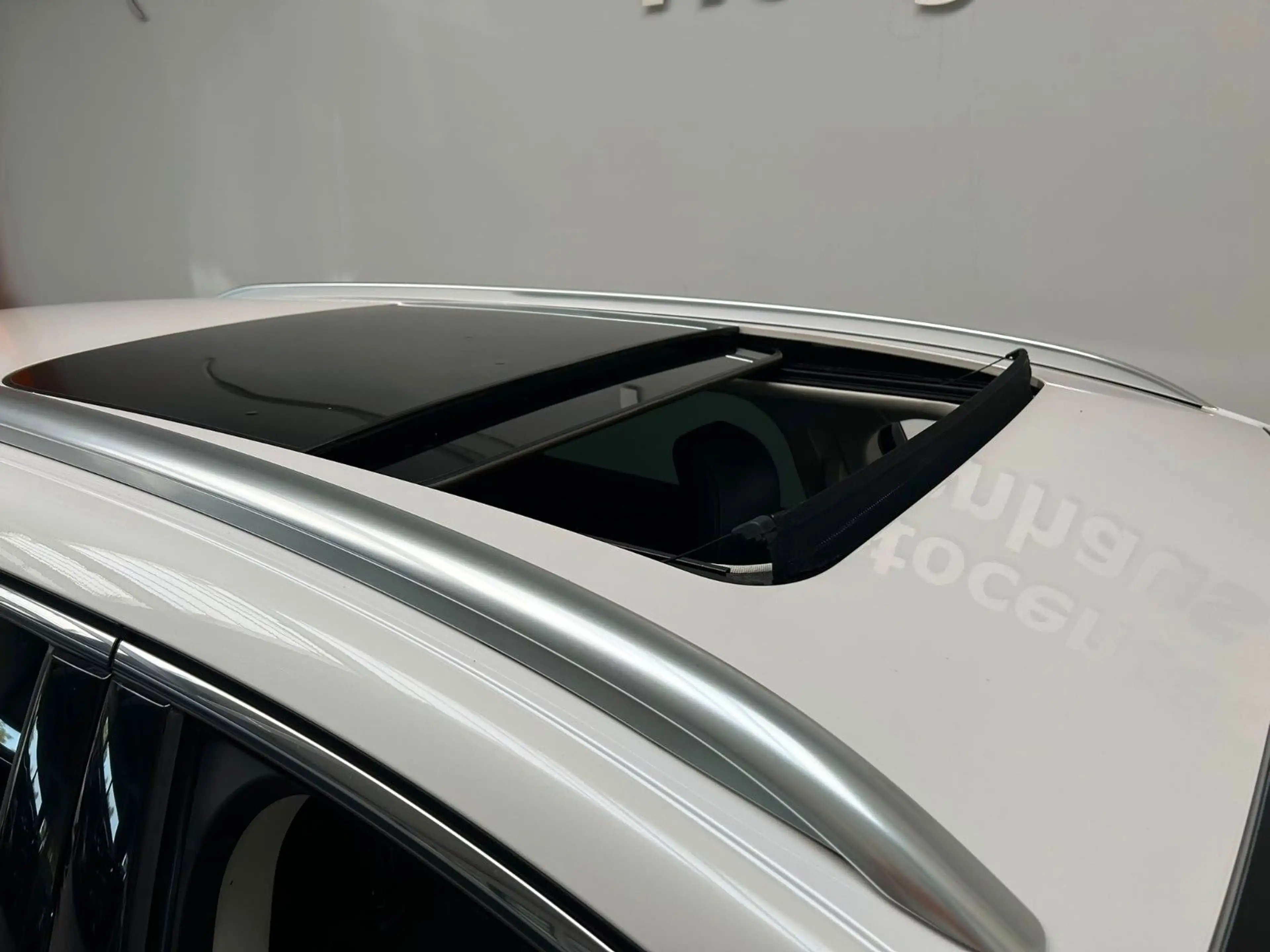 Ford Mondeo Turnier Titanium Autom. Navi AHK Panorama — photo 11