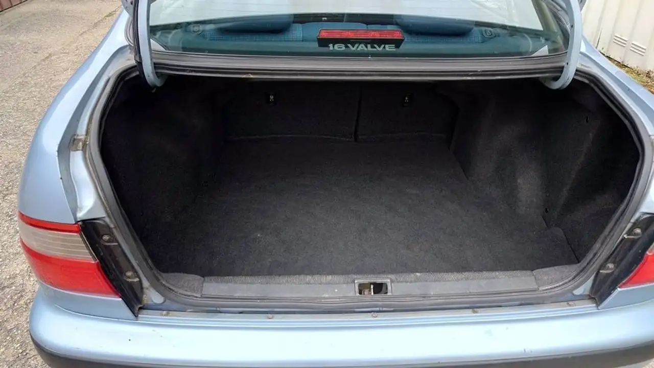 Toyota Carina 16V XLi, foto 6