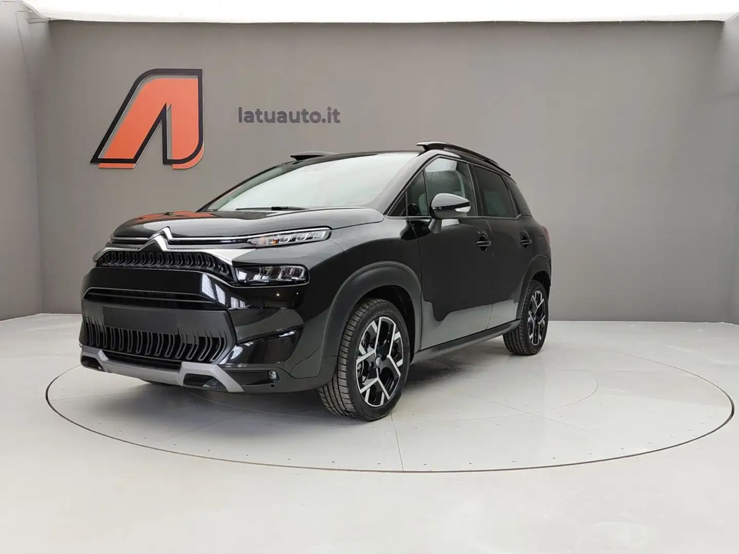 Citroen C3 Aircross 1.2 PURETECH 130CV MAX EAT6 Zwart - 1