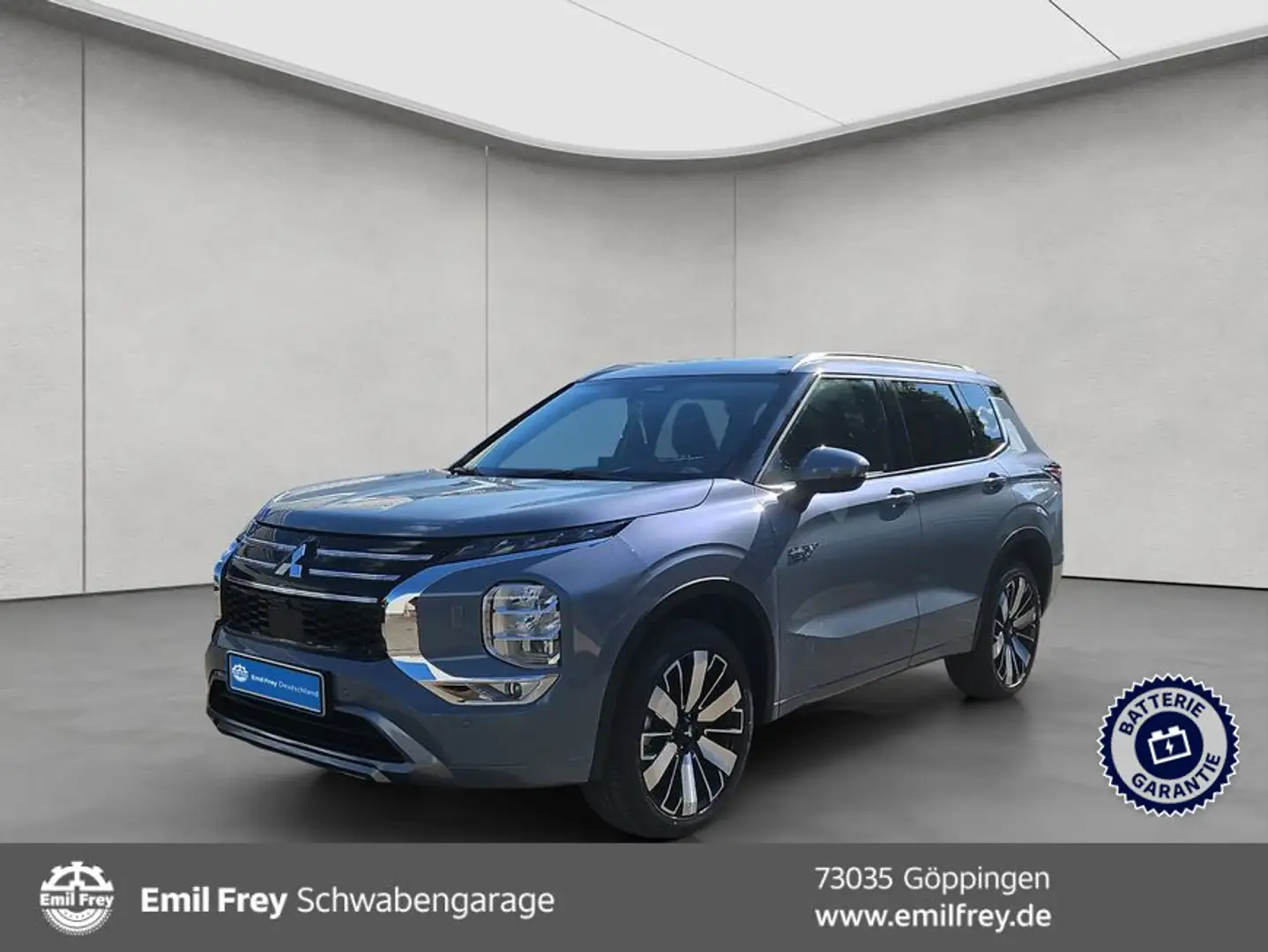 Mitsubishi Outlander Outlander 2.4 4WD Plug-In Hybrid Top 100 kW, 5-tür Šedá - 1