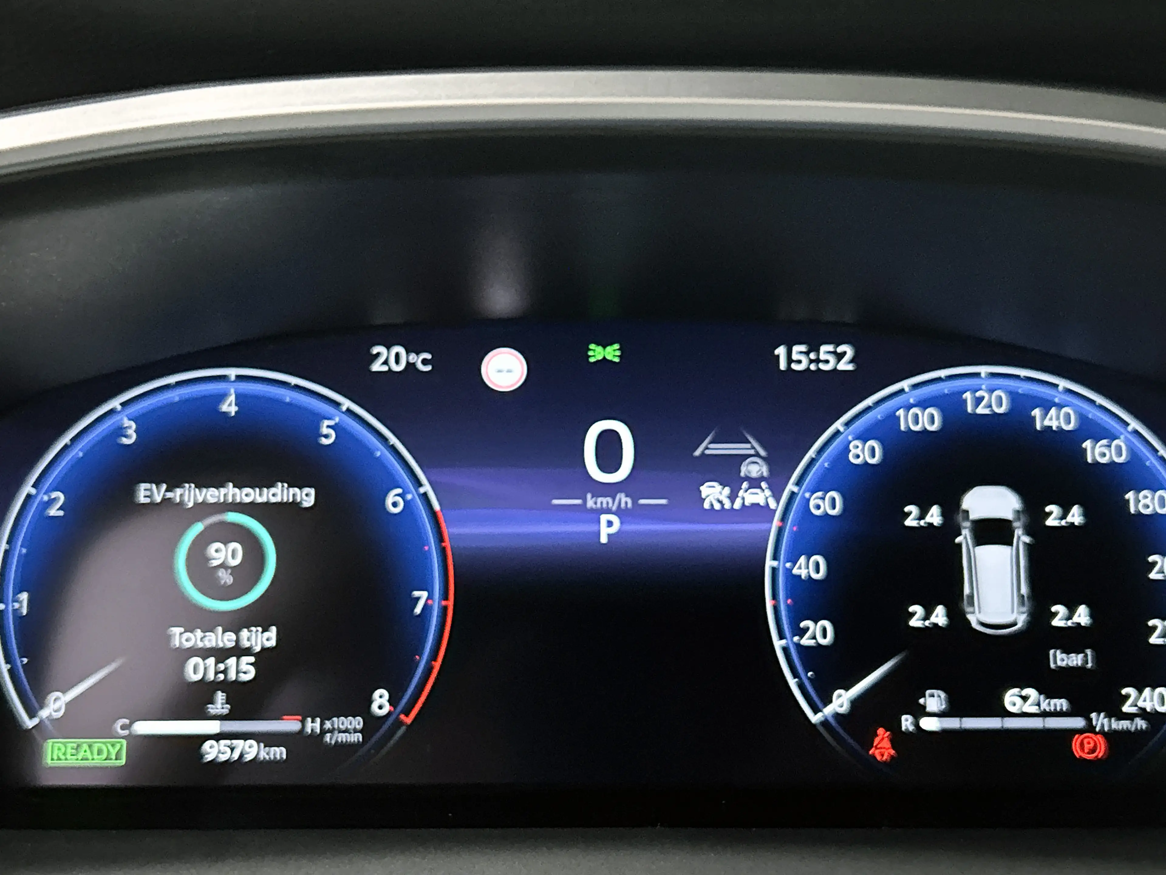 Toyota Corolla Cross Hybrid 200 Style | Trekhaak afneembaar | Half lede — photo 5