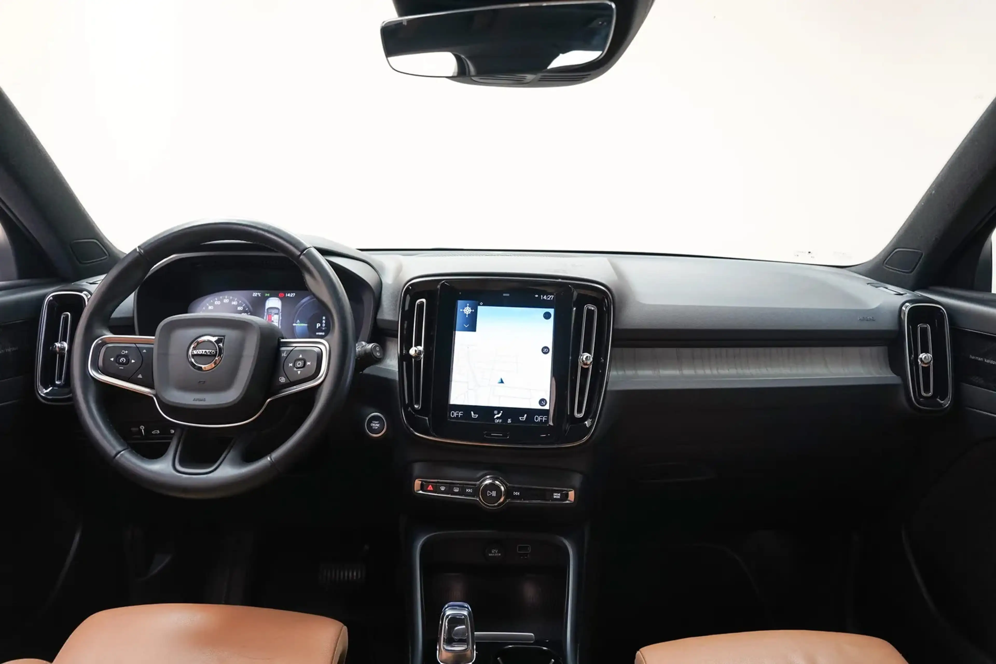 Volvo XC40 T5 Recharge Inscription Luxe — photo 4
