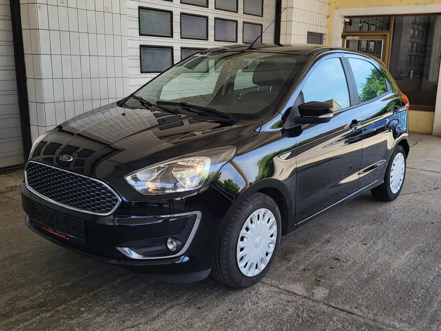 Ford Ka/Ka+ Ka+ 1,2 Trend Noir - 1