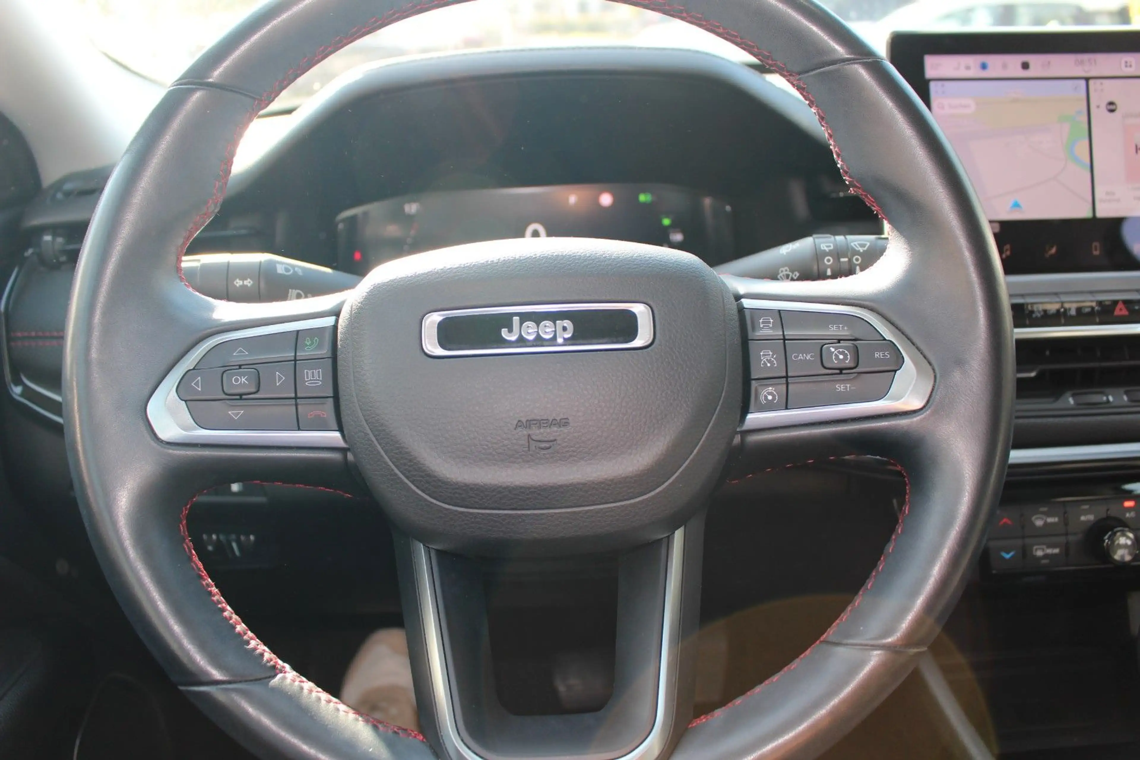 Jeep Compass Trailhawk Plug-In Hybrid 4WD — photo 11