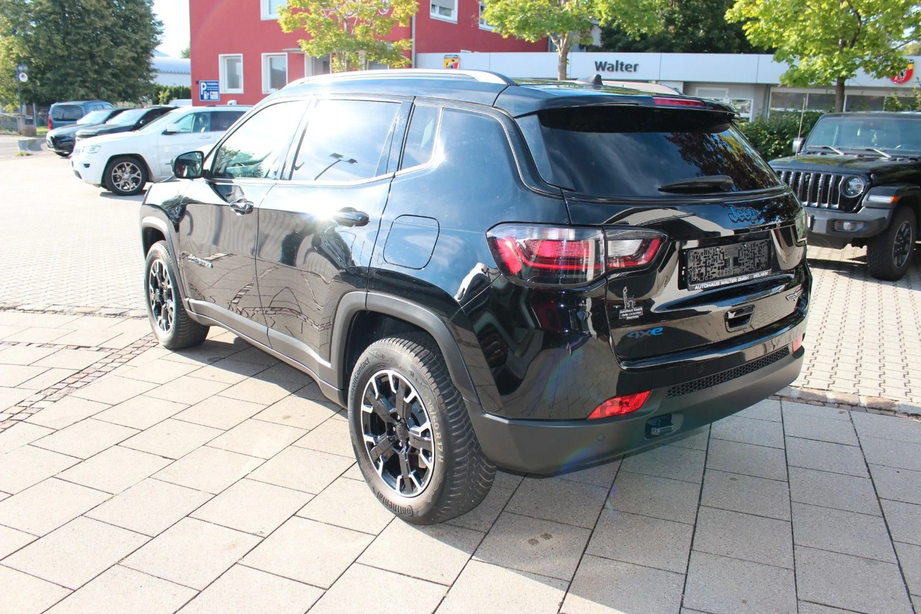 Jeep Compass Trailhawk Plug-In Hybrid 4WD — photo 5