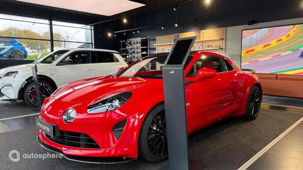 Alpine A110 2026 из Европы — купить под ключ