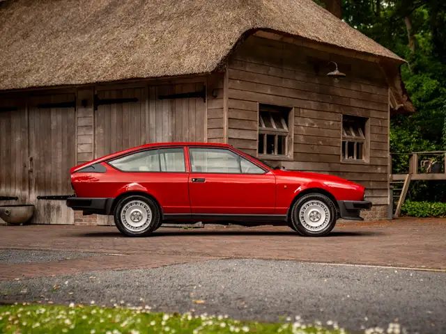 Alfa Romeo GTV 2.5 V6
