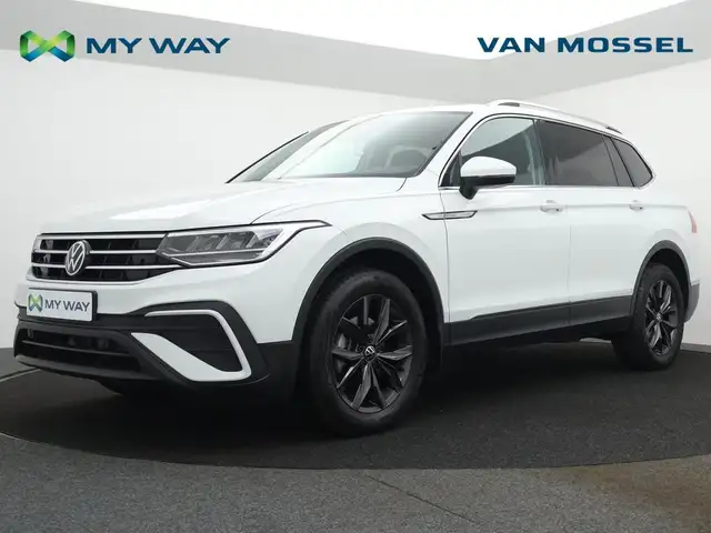 Volkswagen Tiguan Allspace Tiguan Allspace 1.5TSI Life 7pl. 150PK AUTOMAAT*APP CONNECT*CRUISE CONTROL*ZETELVERWARMING*...