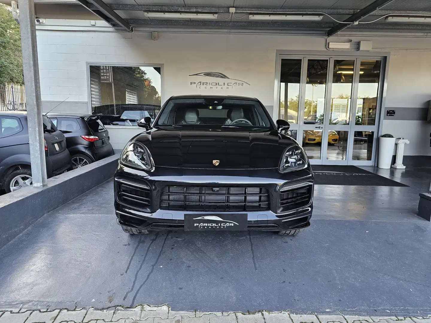 Porsche Cayenne Coupe 3.0 V6 e-Hybrid tiptronic Nero - 1