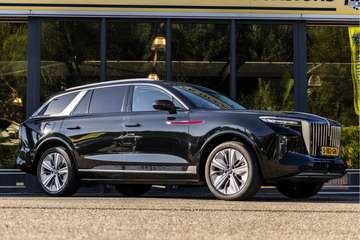Business 84 kWh