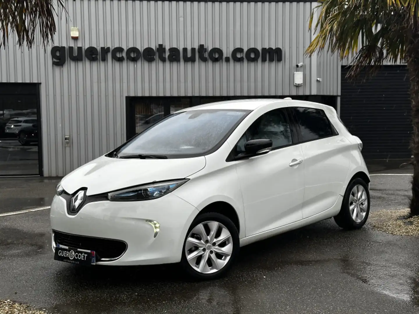 Renault ZOE ZEN CHARGE NORMALE ACHAT INTEGRAL Blanc - 1
