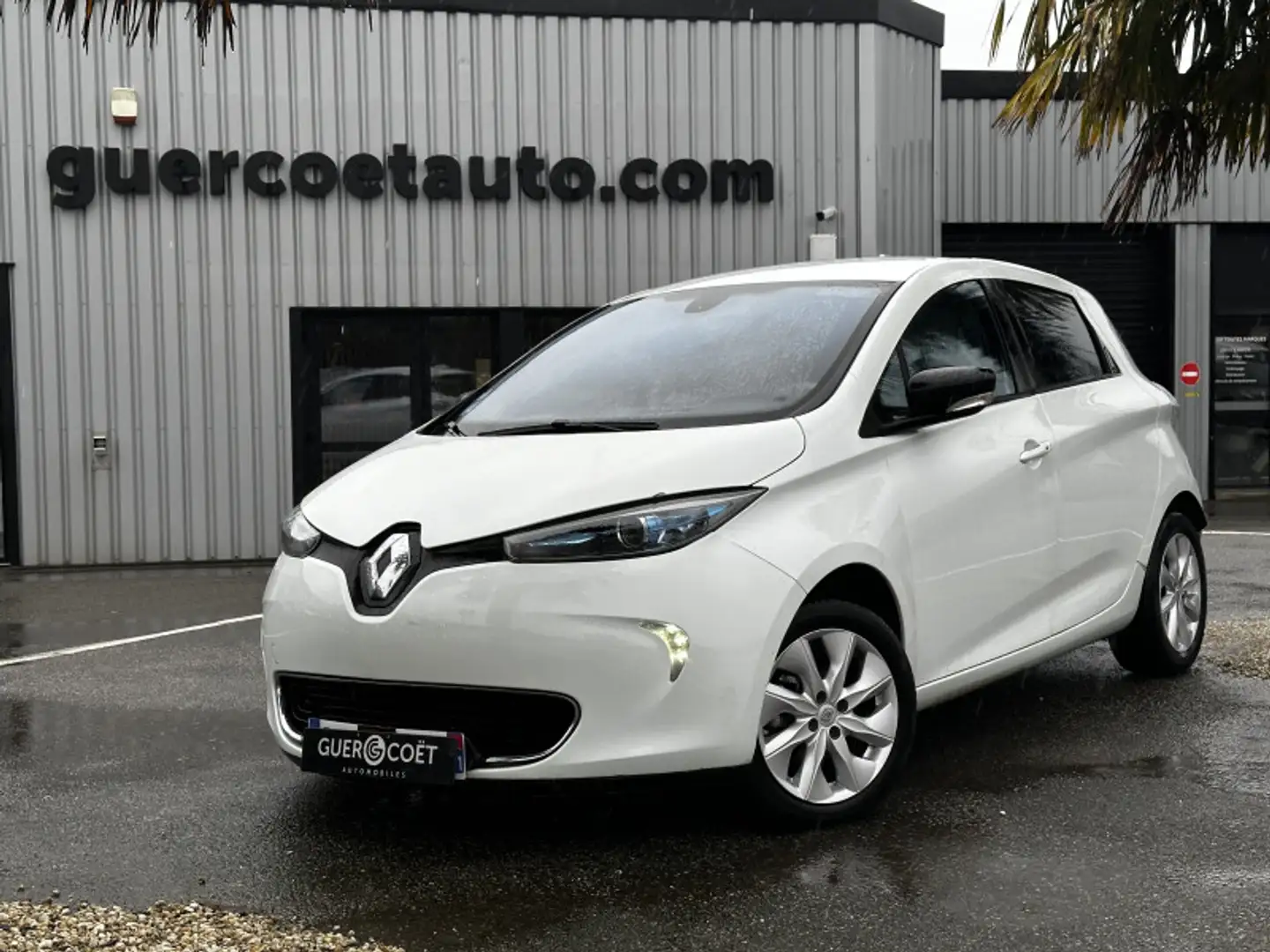 Renault ZOE ZEN CHARGE NORMALE ACHAT INTEGRAL Blanc - 2