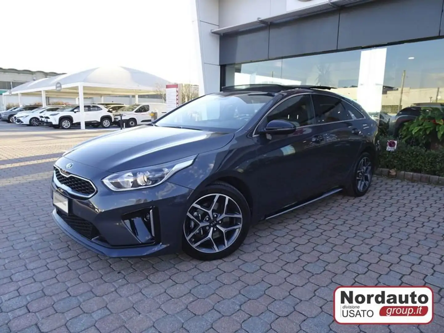 Kia ProCeed / pro_cee'd 1.5 T-GDI MHEV DCT GT Line Gris - 1