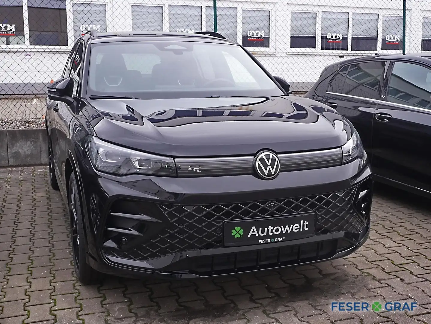 Volkswagen Tiguan R-Line 1.5 eTSI DSG, Navi, LED, Kamera Schwarz - 2