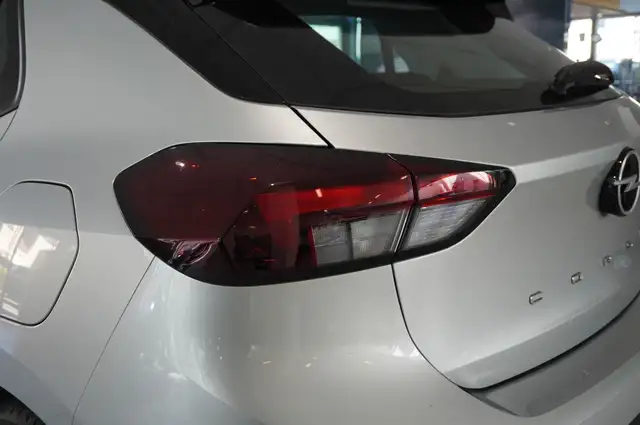 Opel Corsa view 9