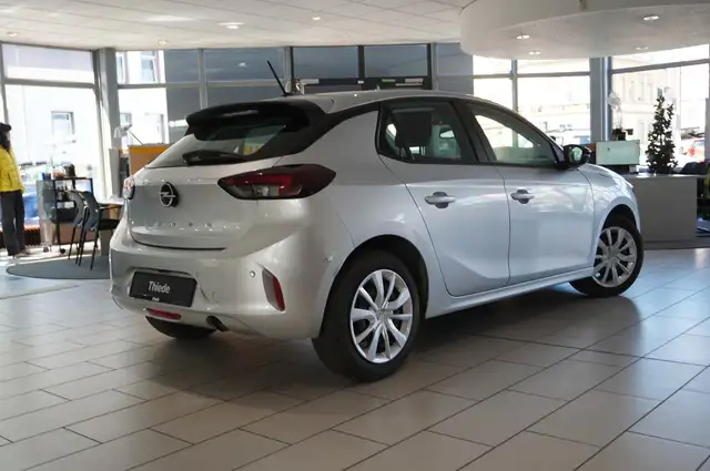 Opel Corsa view 8
