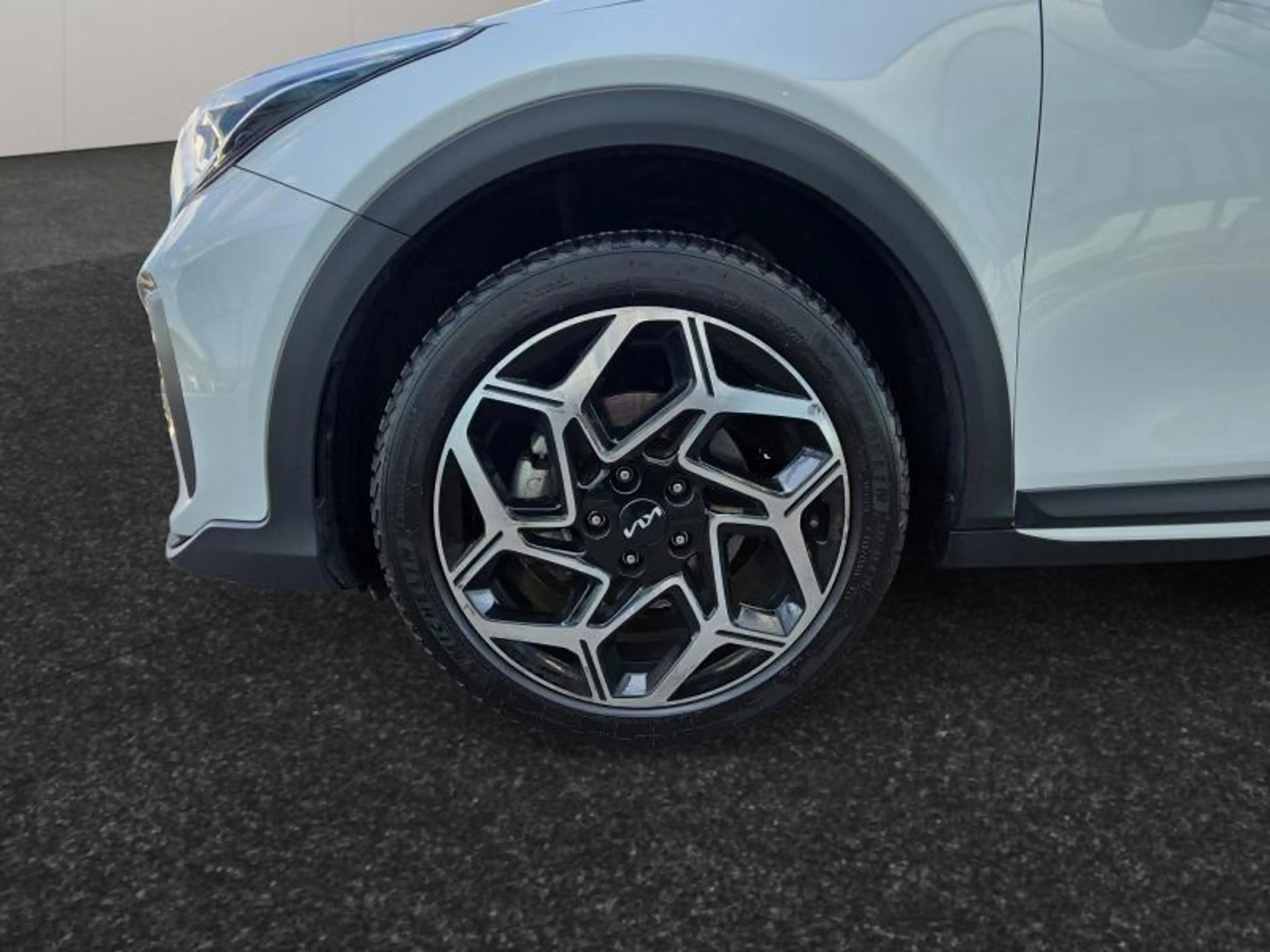 Kia XCeed GT Line / Essence — photo 9
