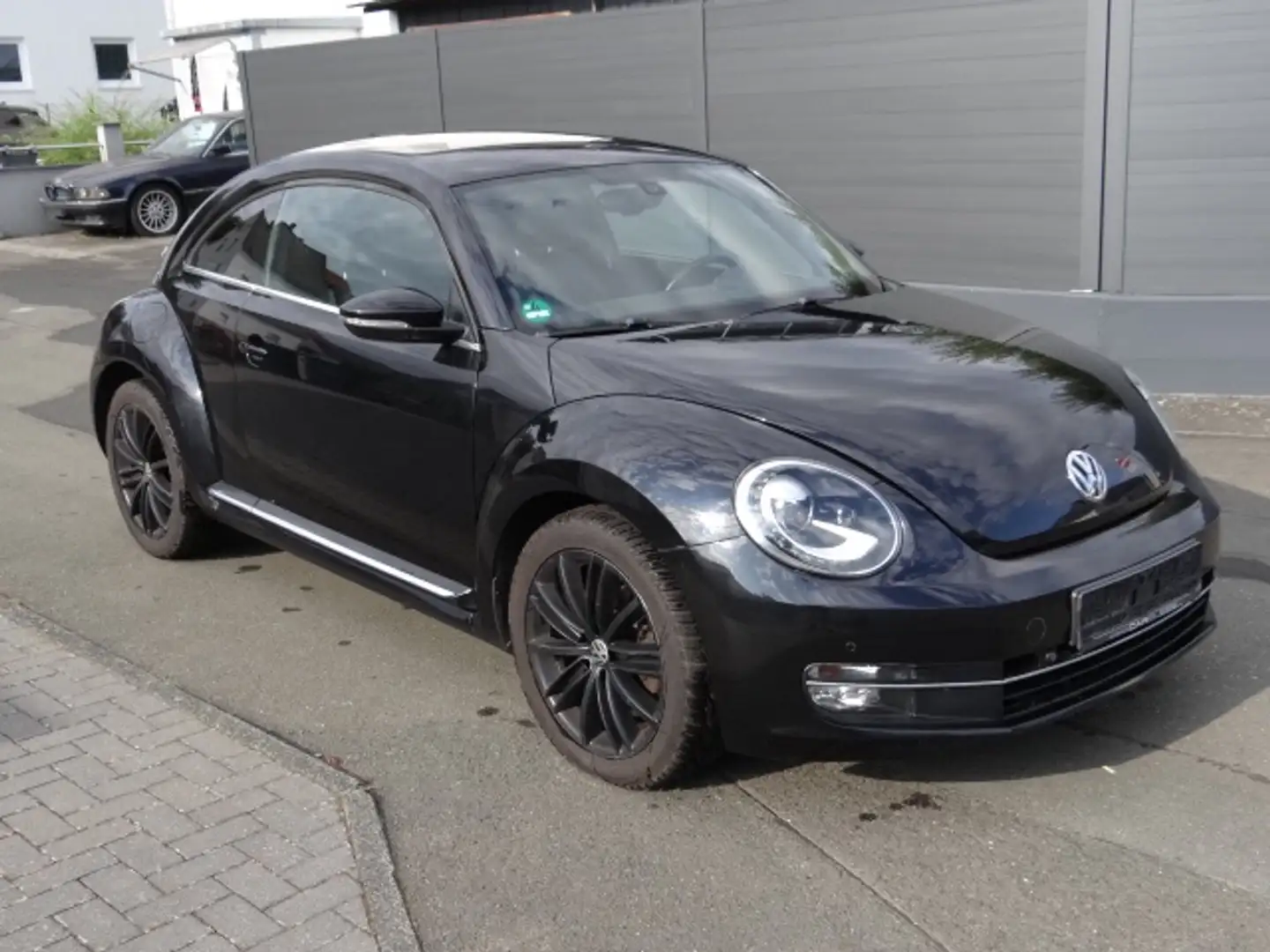Volkswagen Beetle The Beetle 1.4 TSI 160 Ps, Navi, Klima, PDC, SHZ. Schwarz - 1