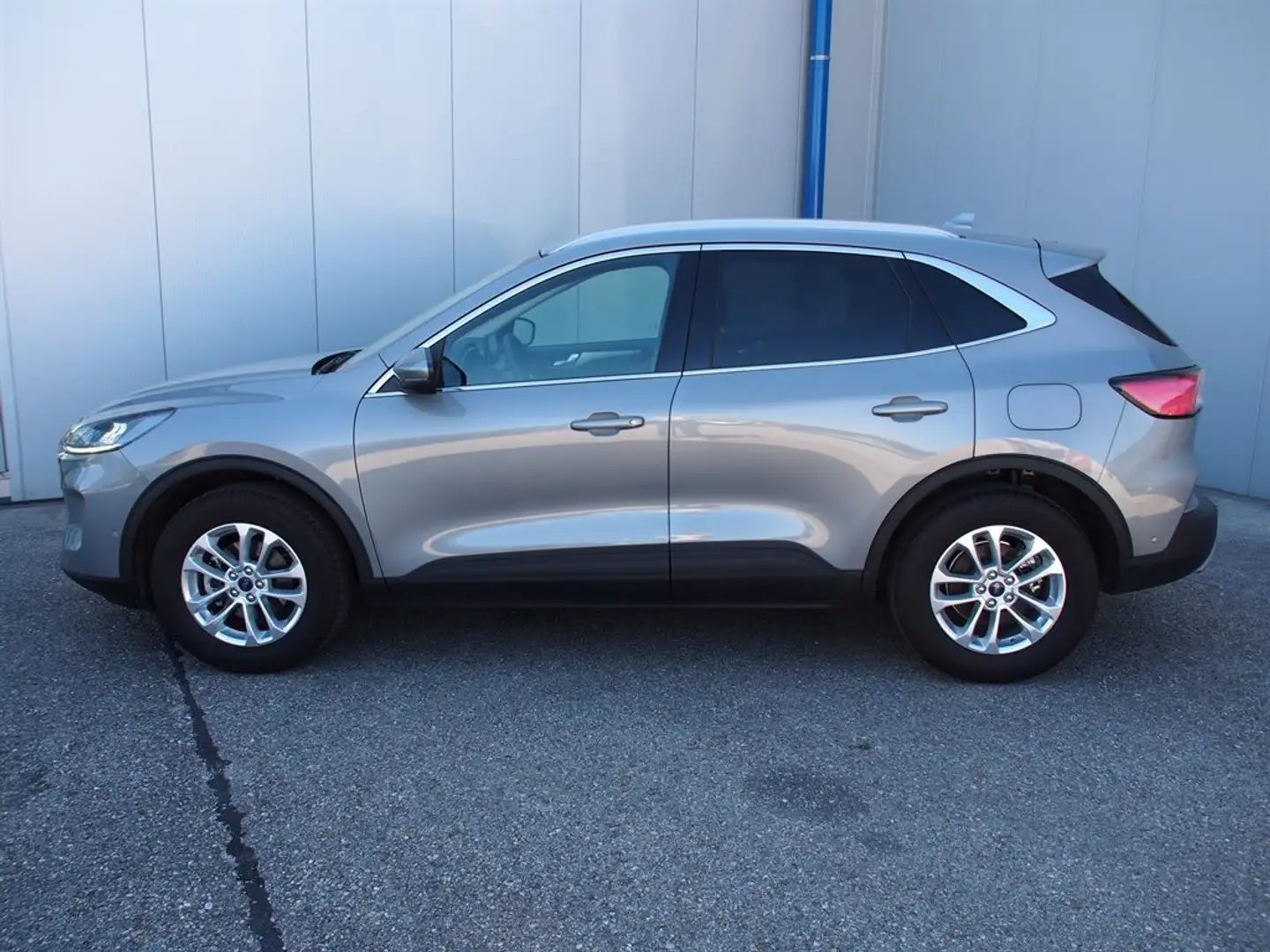 Ford Kuga 1,5 EcoBoost Titanium Silber - 2
