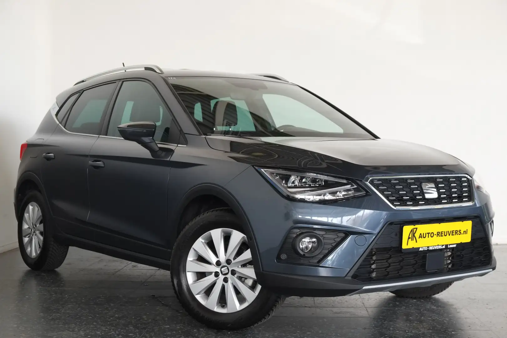 SEAT Arona 1.0 TGI (CNG) Xcellence / Navi / Carplay / LED / A Modrá - 2