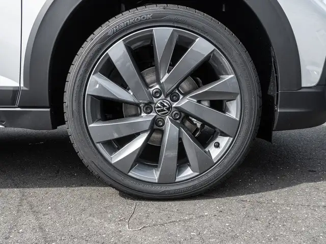 Volkswagen Taigo view 7