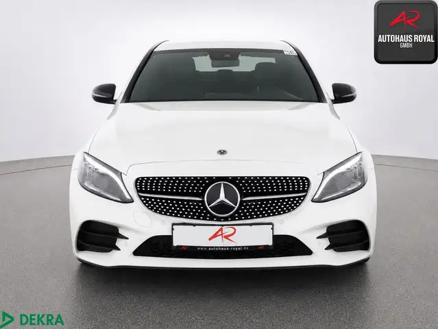 Mercedes-Benz C-Class view 8