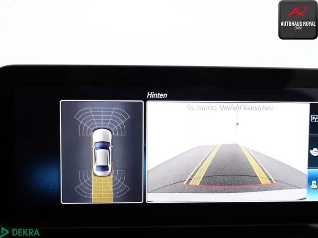 Mercedes-Benz C-Class view 17