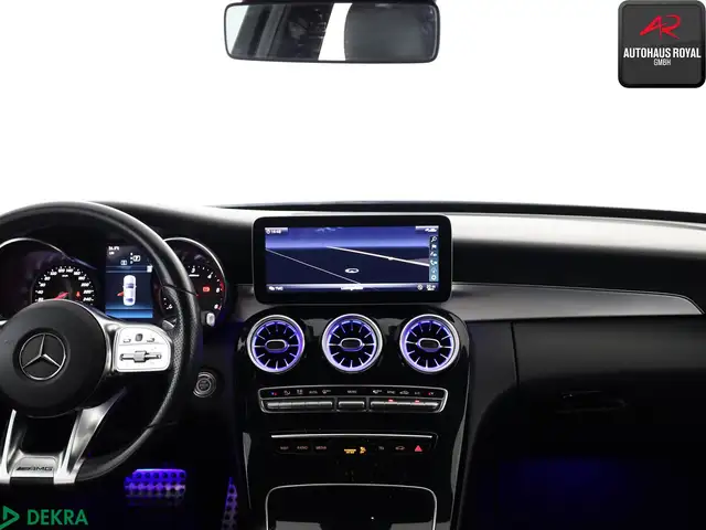 Mercedes-Benz C-Class view 9