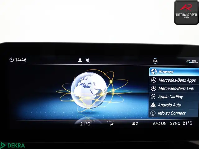 Mercedes-Benz C-Class view 19