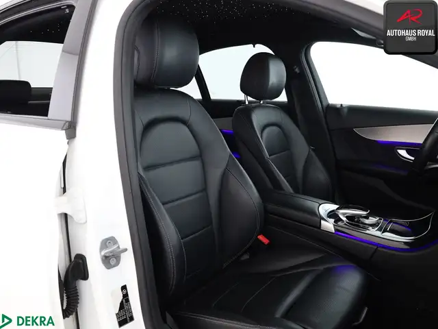 Mercedes-Benz C-Class view 12