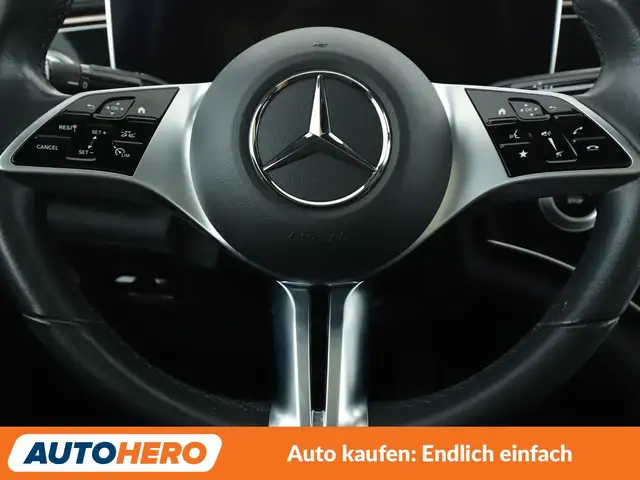 Mercedes-Benz EQE view 19