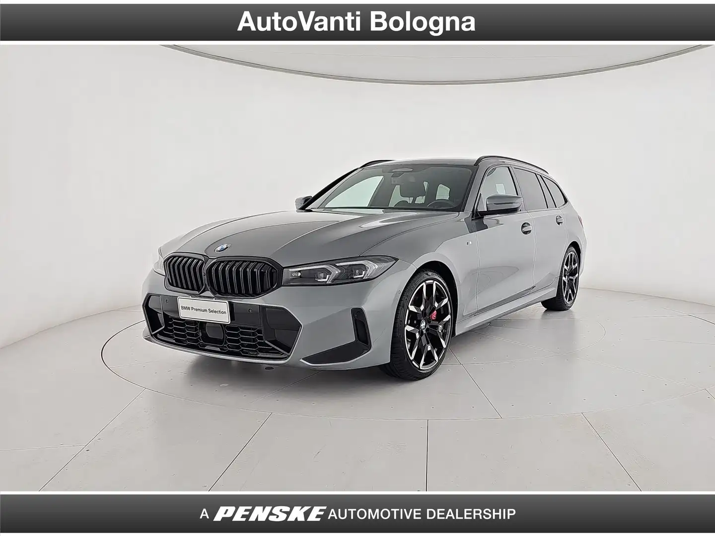 BMW 320 320d 48V xDrive Touring Msport Pro Grijs - 1