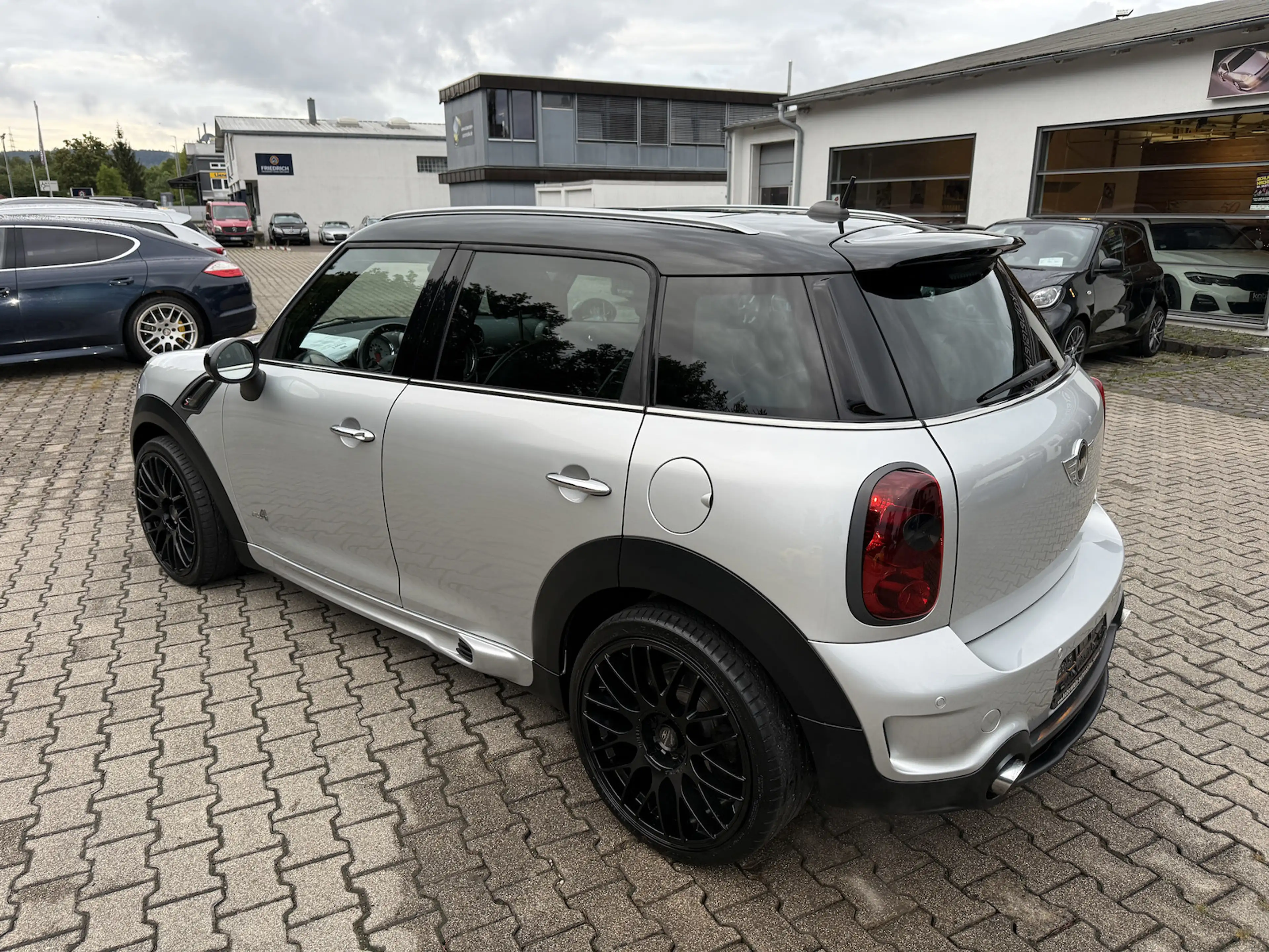 MINI Cooper S Countryman Works Kit*Leder,Navi* — photo 4